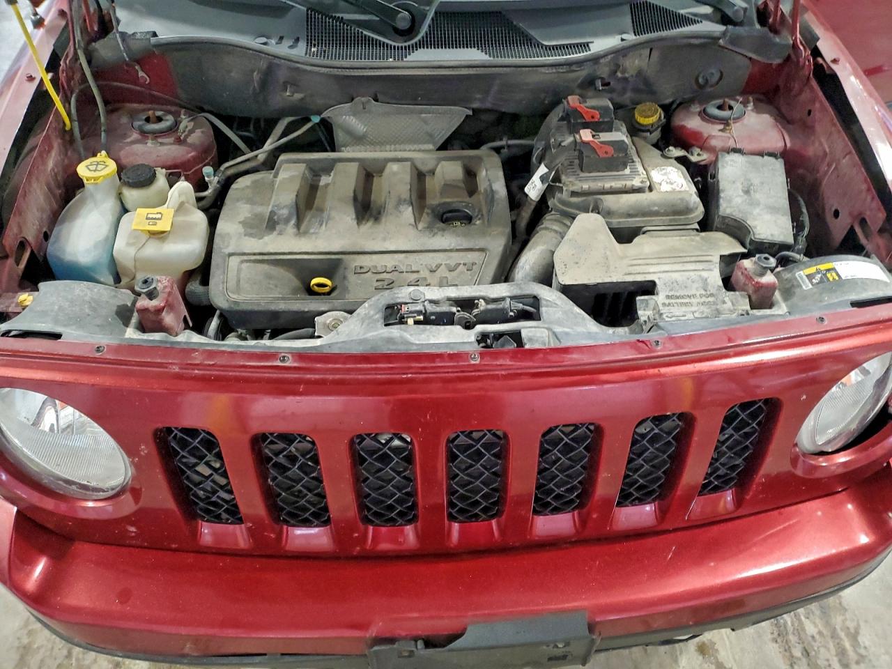 Jeep Patriot Latitude Image 10