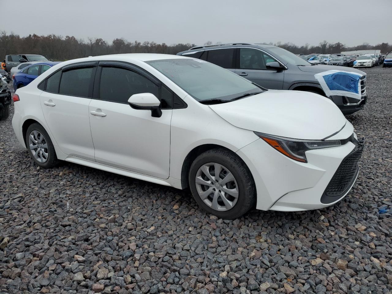 Toyota Corolla Le Image 10