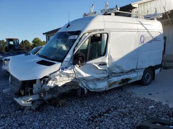  Salvage Mercedes-Benz Sprinter