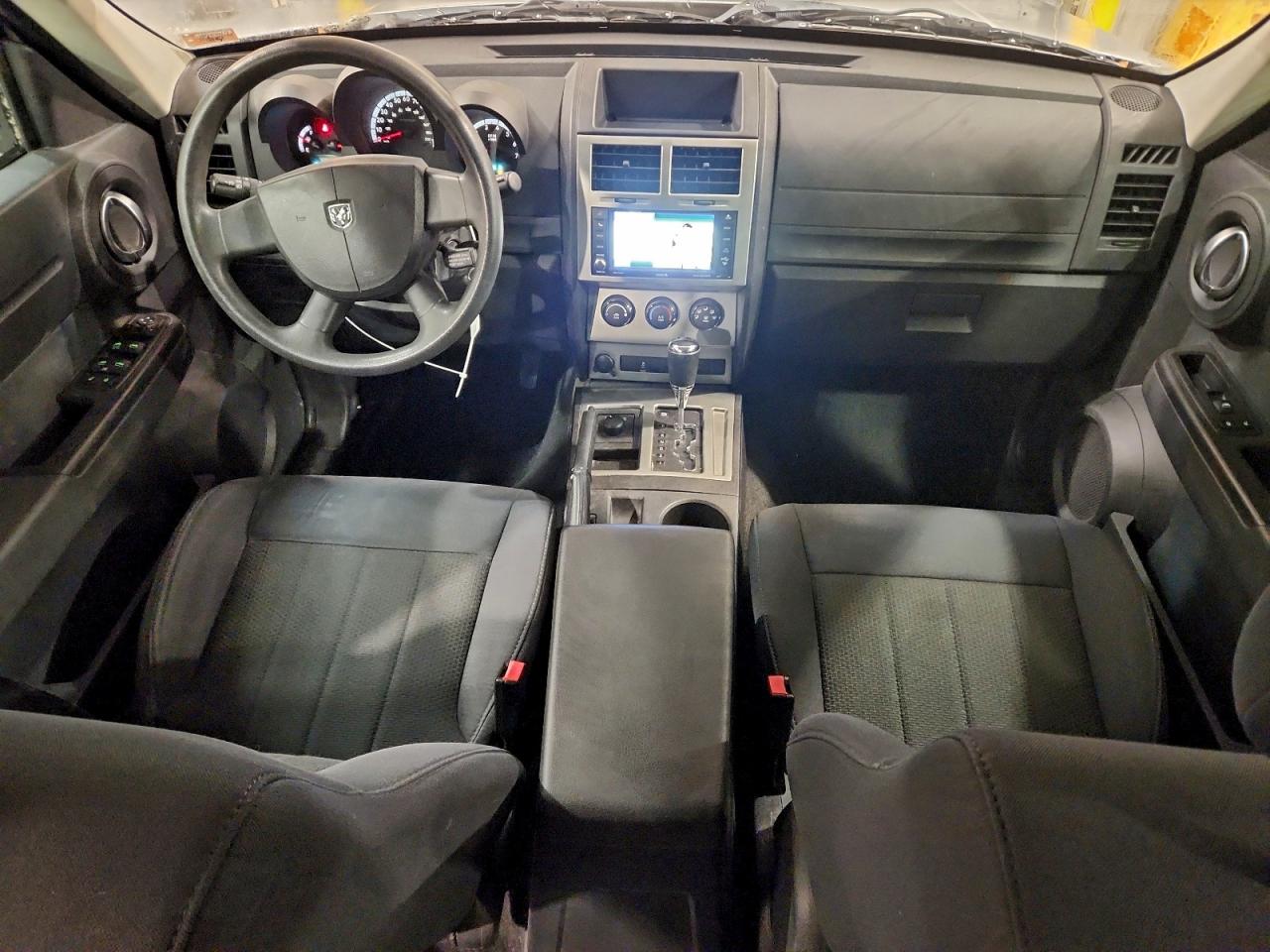 Dodge Nitro Heat Image 4