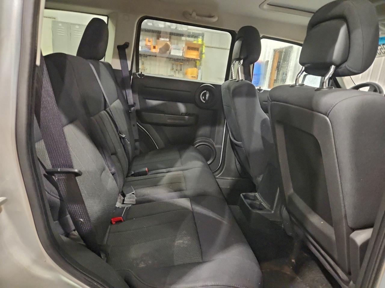 Dodge Nitro Heat Image 11