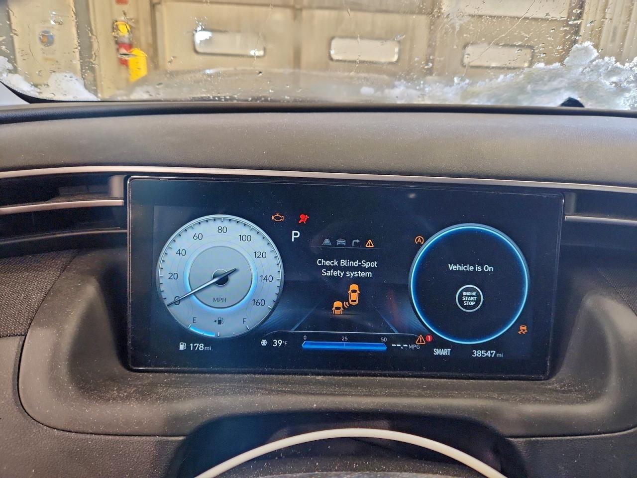 Hyundai TUCSON Sel Image 3