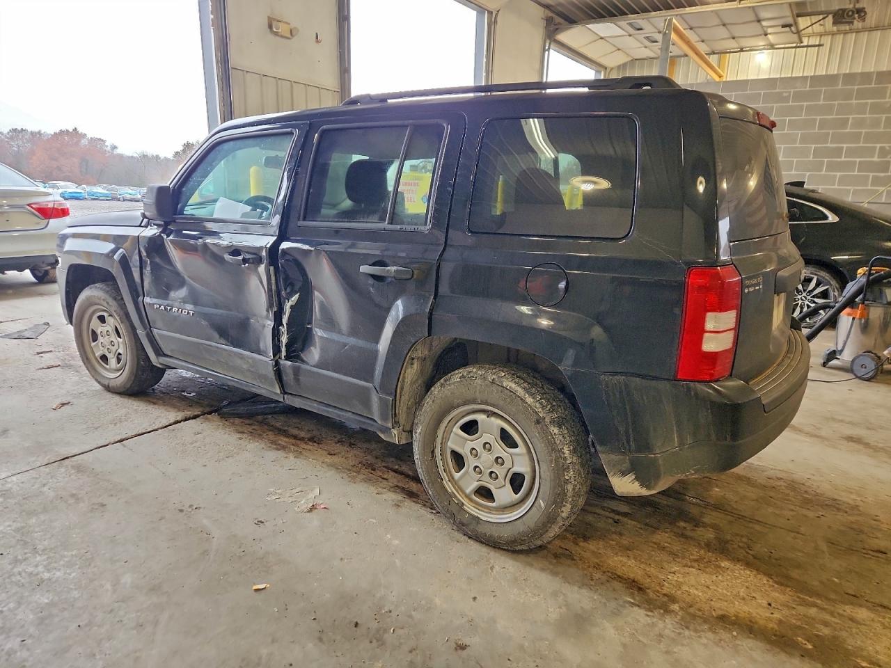 Jeep Patriot Sport Image 4