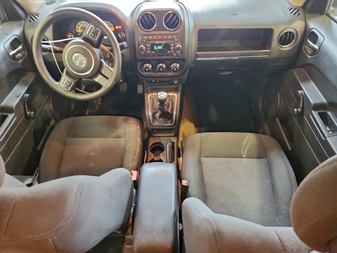 Jeep Patriot Sport Image 9