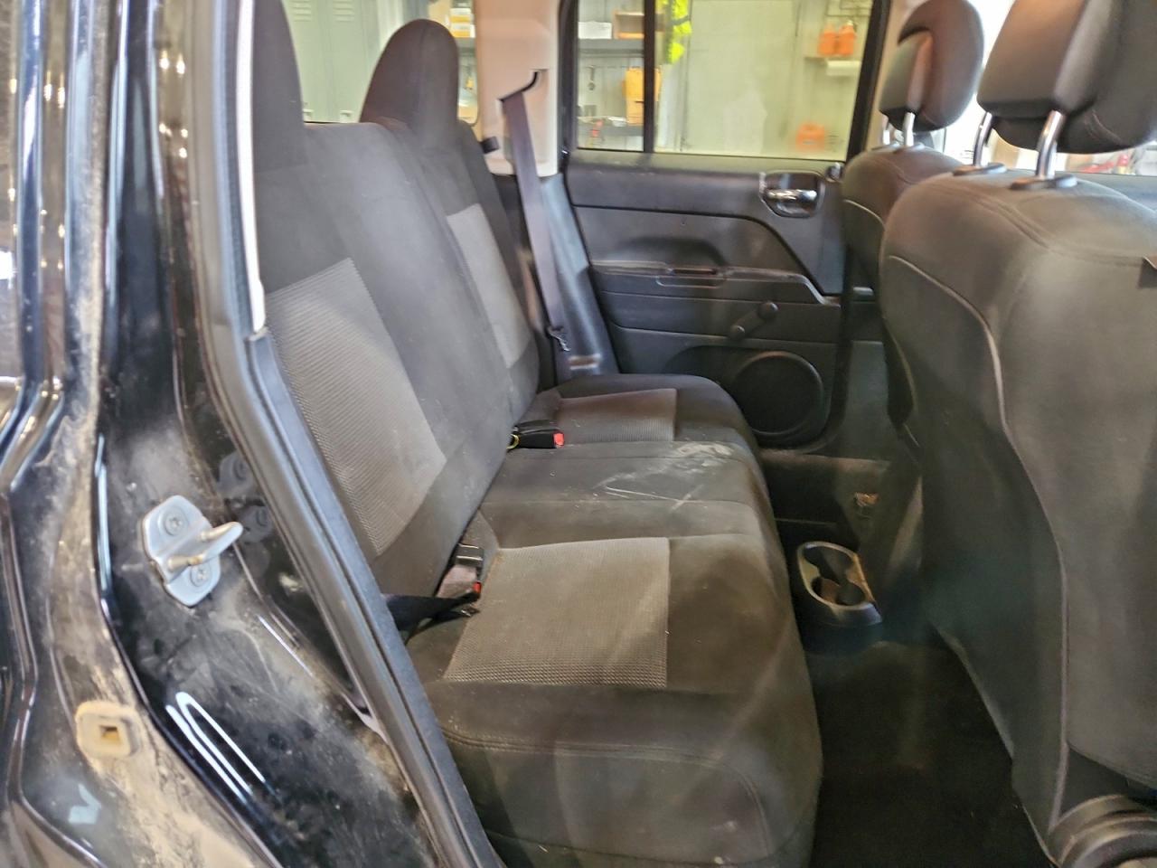 Jeep Patriot Sport Image 5