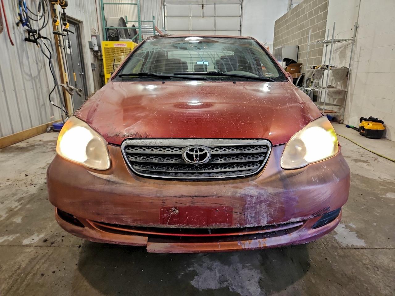 Toyota Corolla Ce Image 8