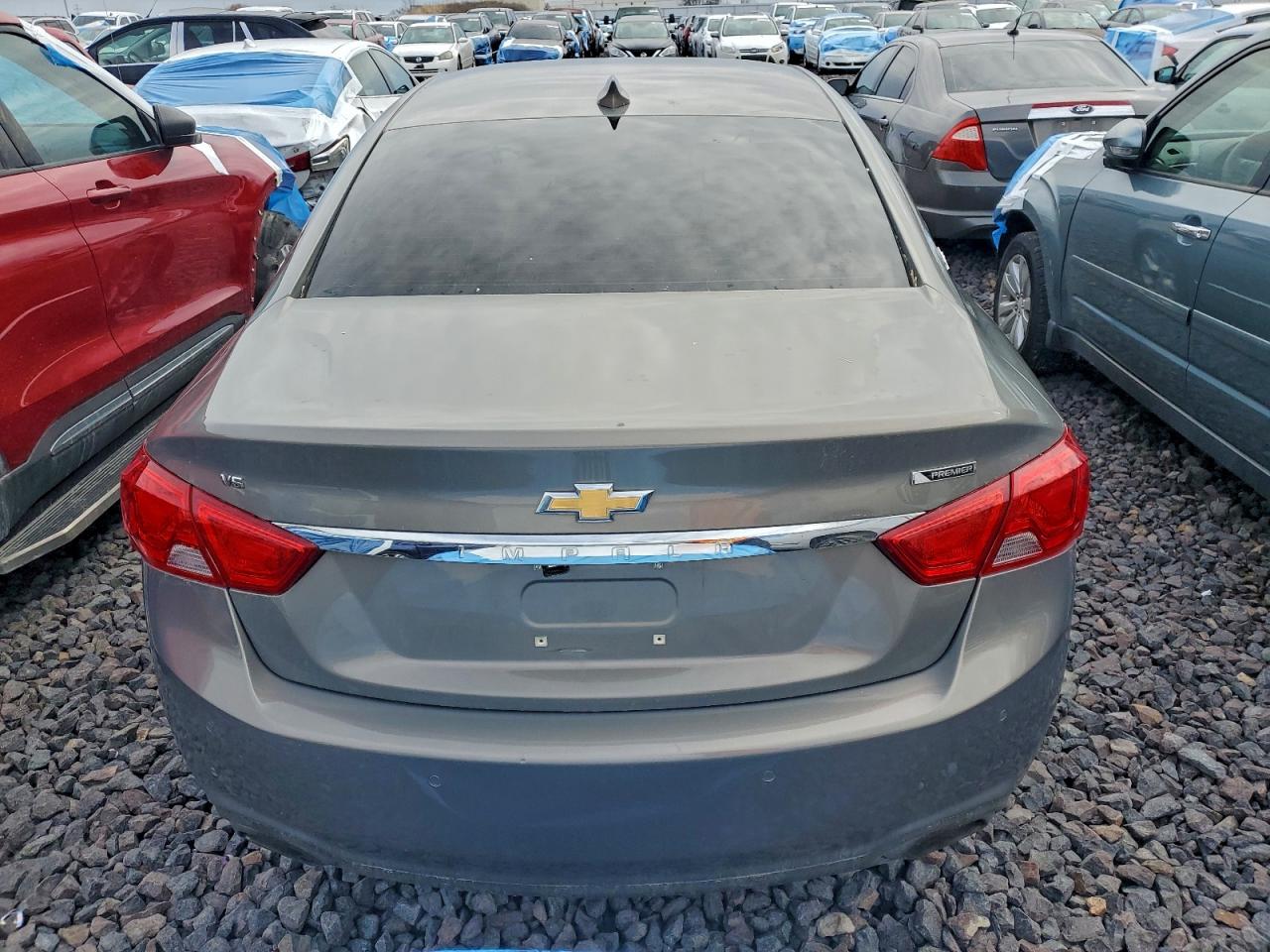 Chevrolet Impala Premier Image 5