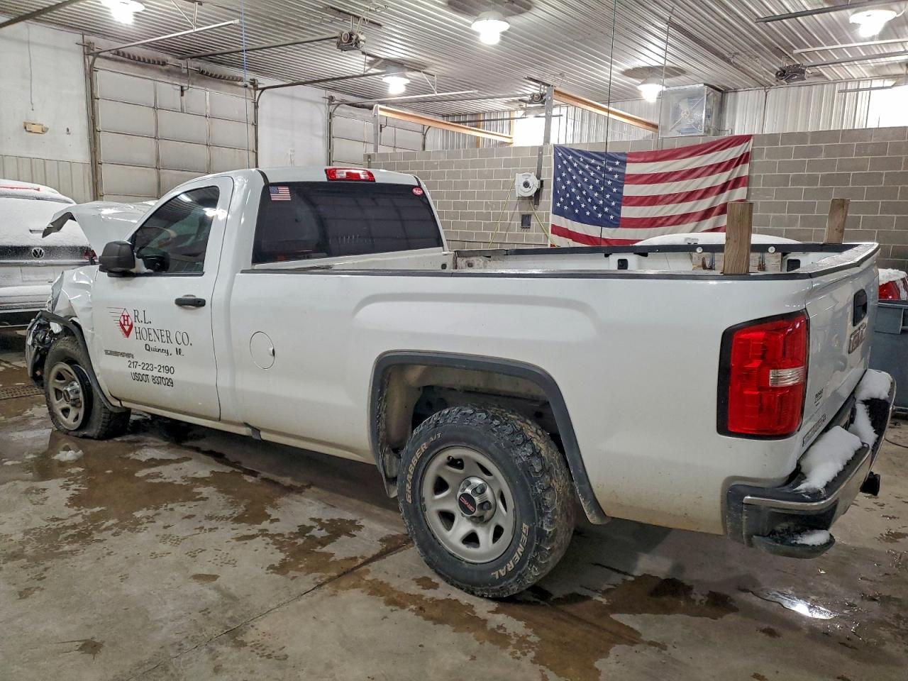 GMC Sierra C1500 Image 3