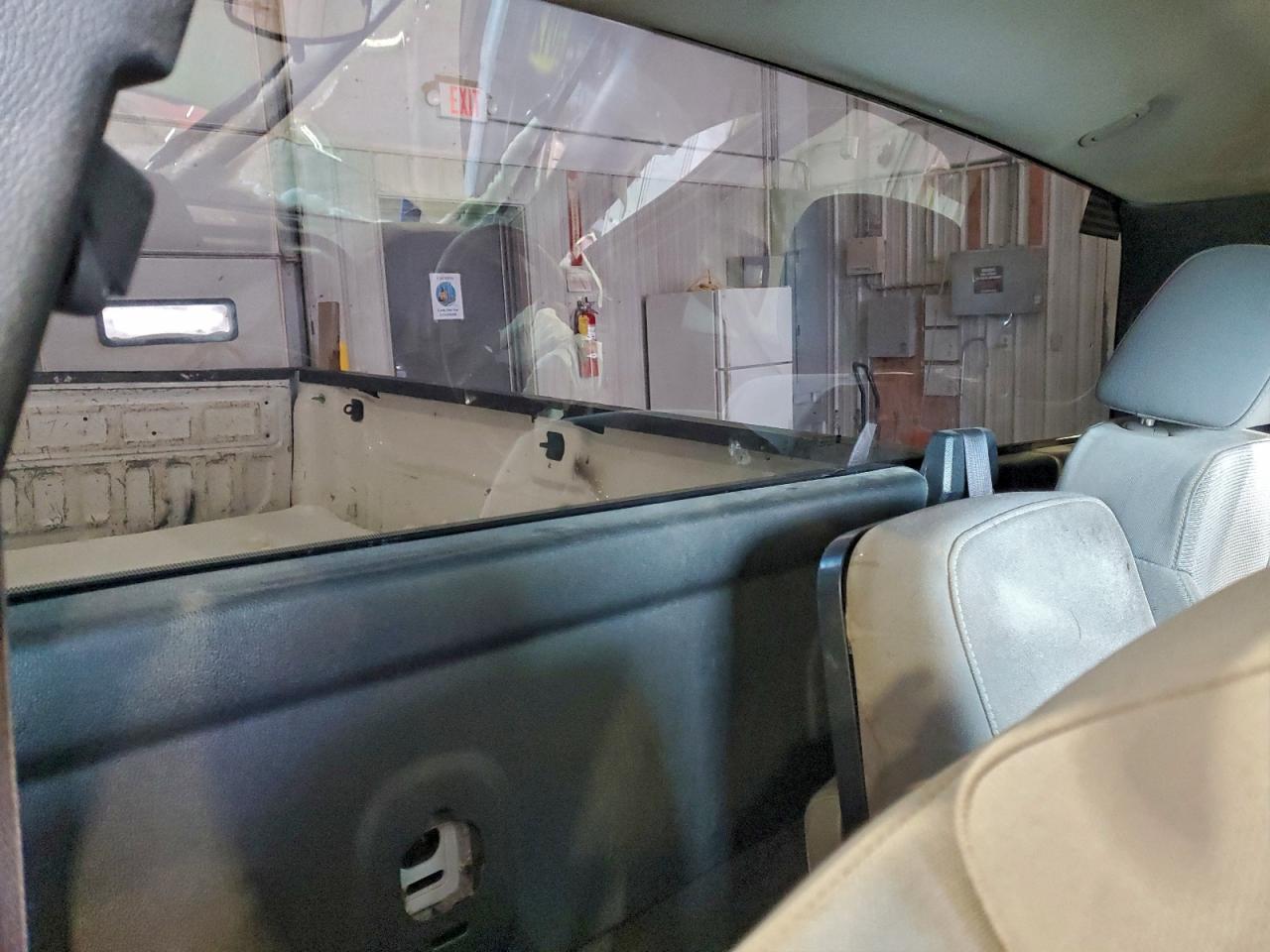 GMC Sierra C1500 Image 12