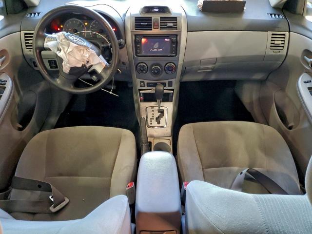 Toyota Corolla Base Image 9