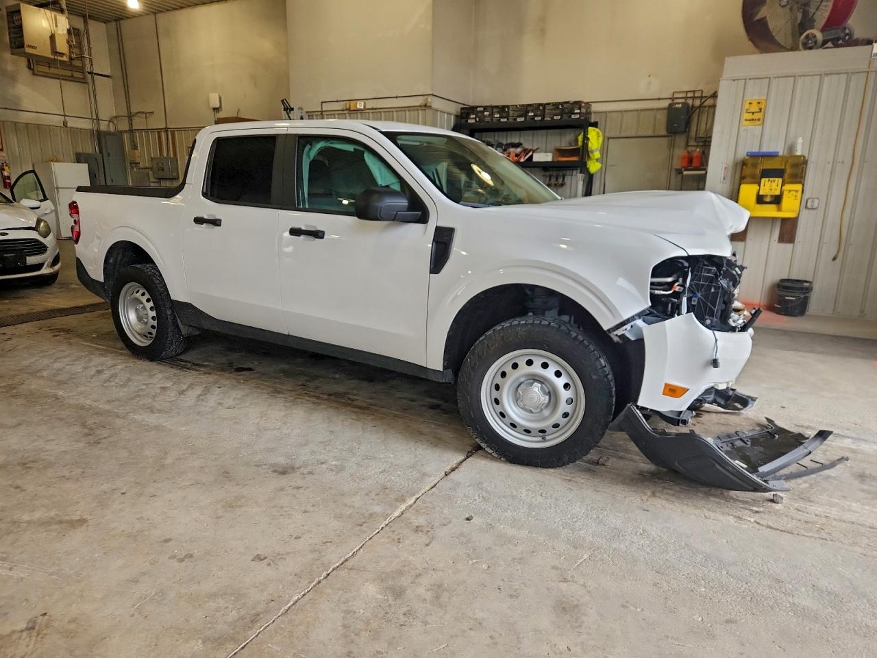 Ford Maverick Xl Image 3