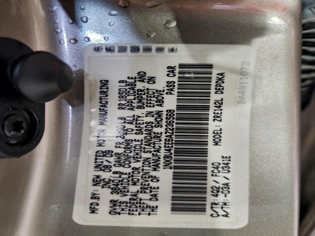 Toyota Corolla Base Image 12