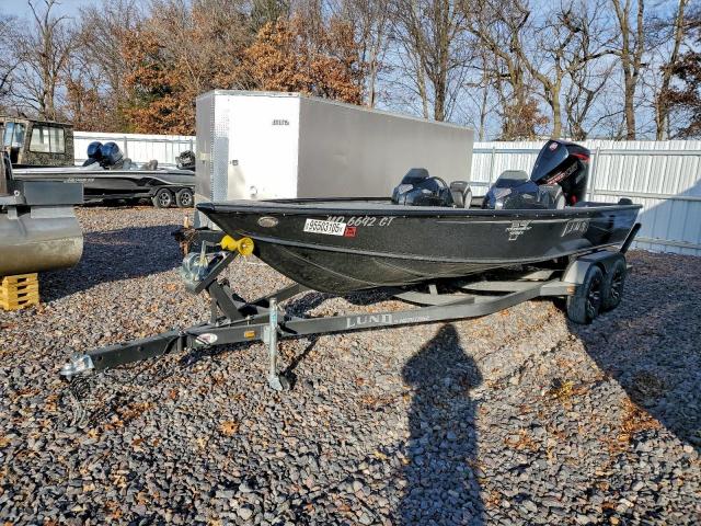 Lund Boat W Trl Image 10