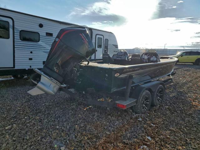 Lund Boat W Trl Image 3