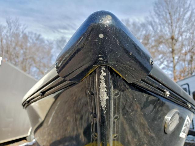 Lund Boat W Trl Image 9