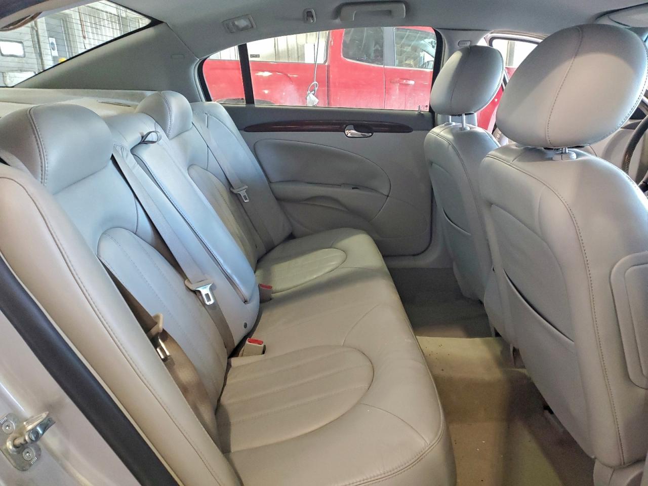 Buick Lucerne Cxl Image 4