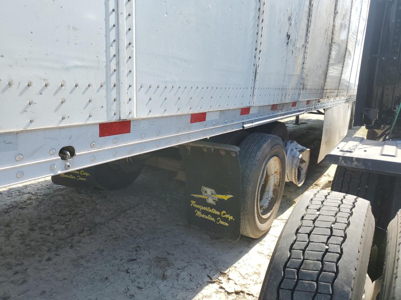 Hyundai Trailer Image 7