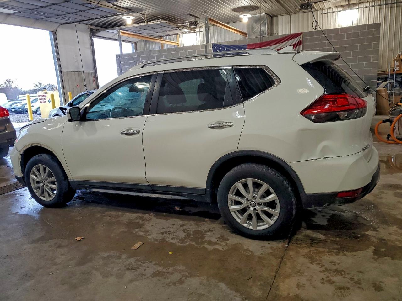 Nissan Rogue Sv Image 2