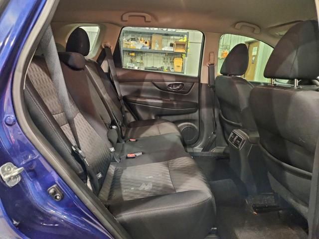 Nissan Rogue S Image 7