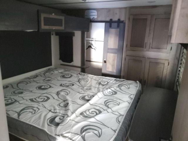 Kyrv Trailer Image 6