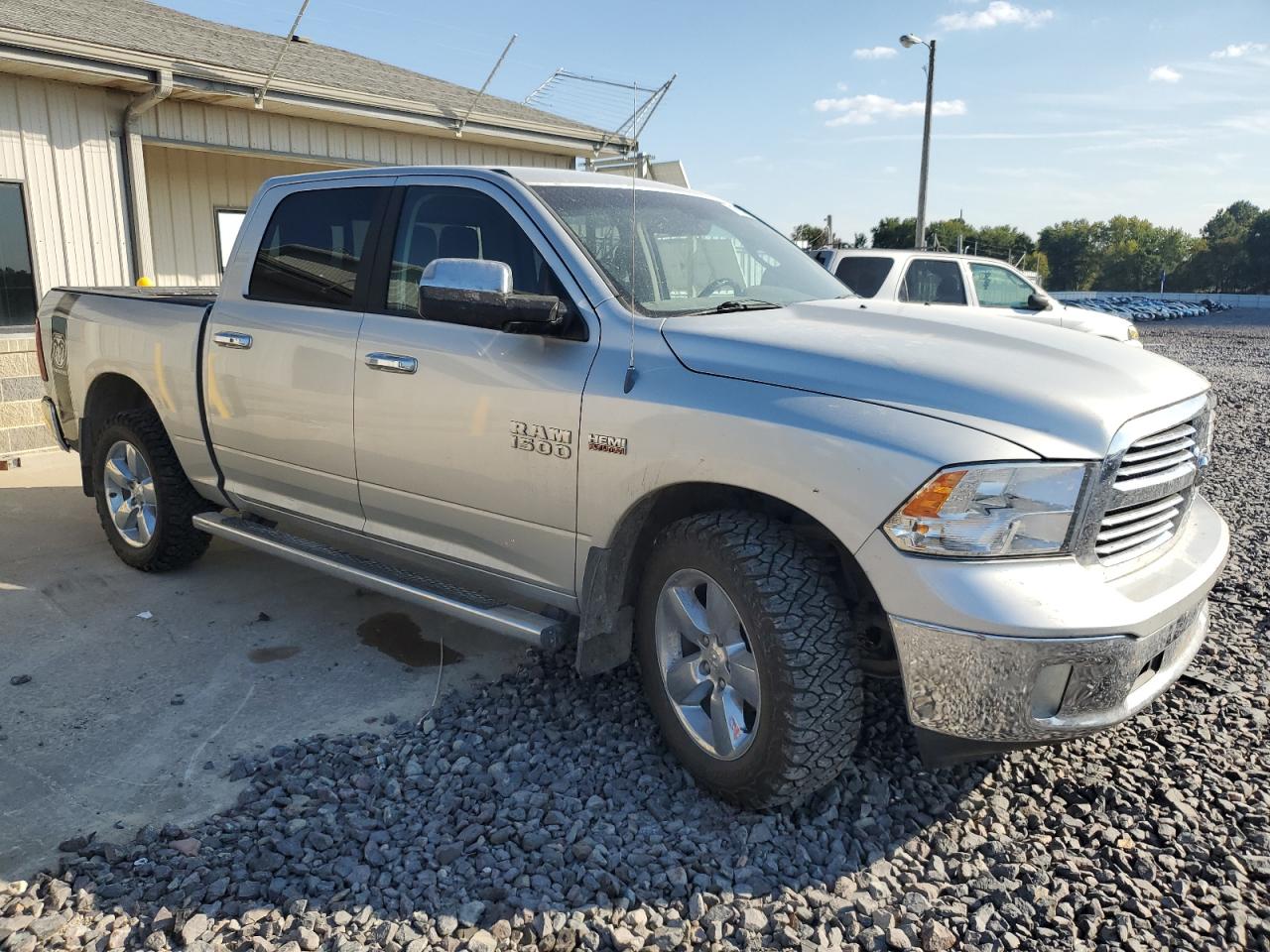 Ram 1500 Slt Image 6