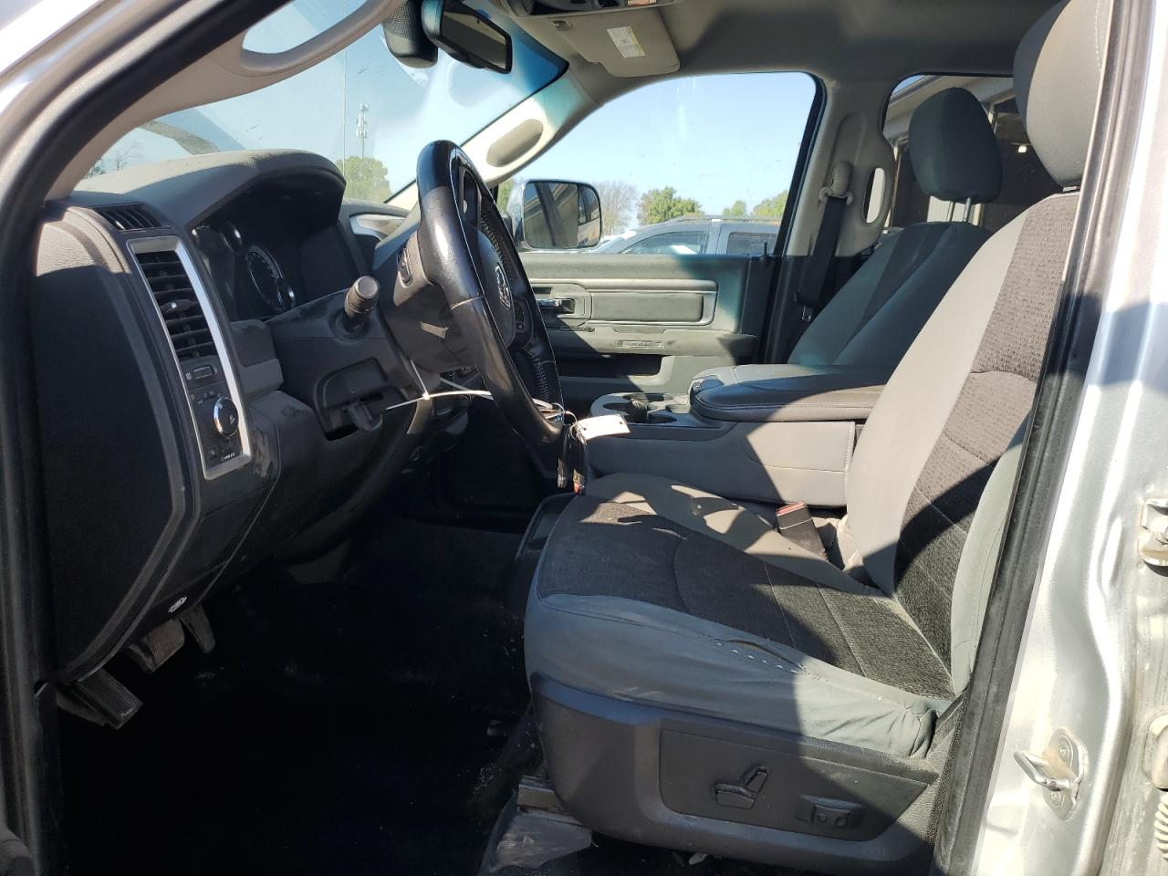 Ram 1500 Slt Image 5