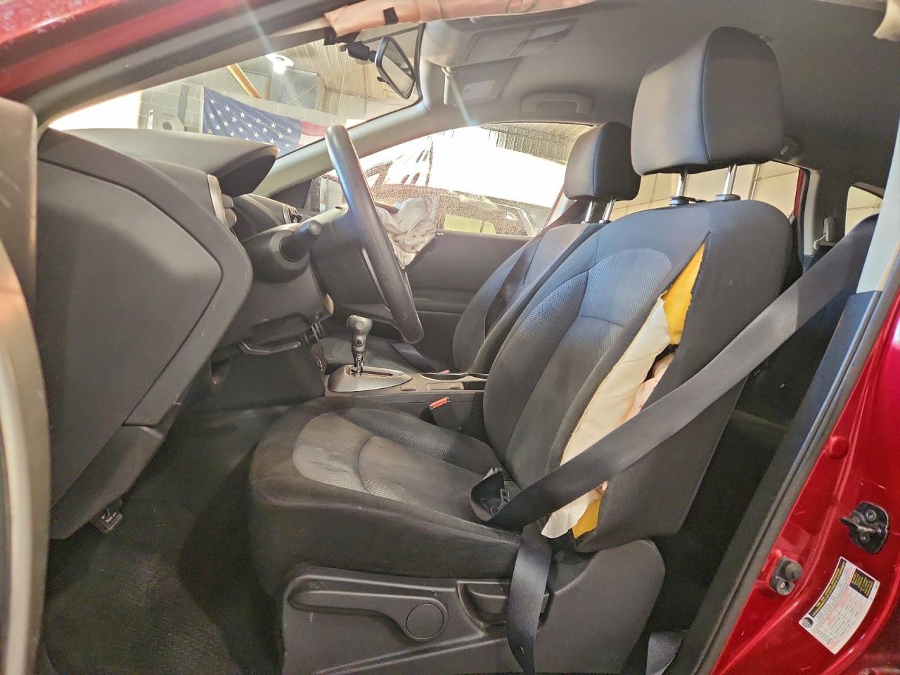 Nissan Rogue S Image 12