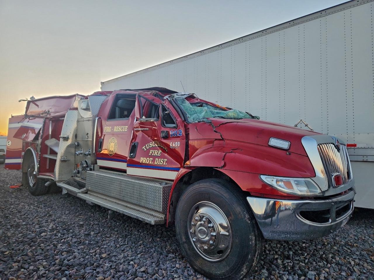 International 4000 Serie 4400 Image 6