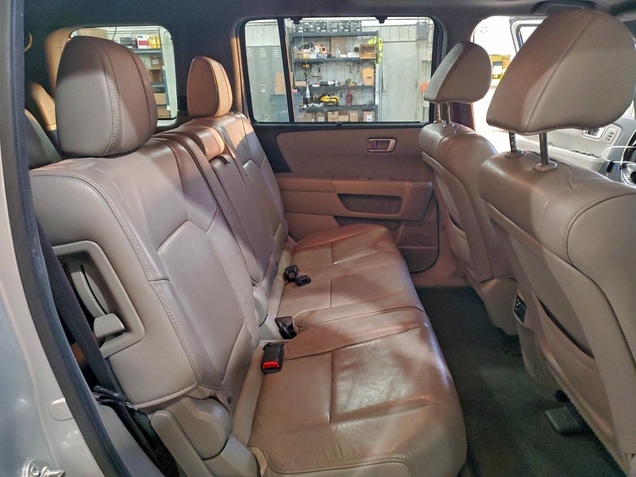 Honda Pilot Touring Image 4