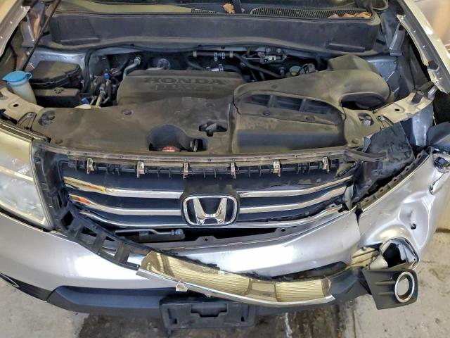 Honda Pilot Touring Image 11