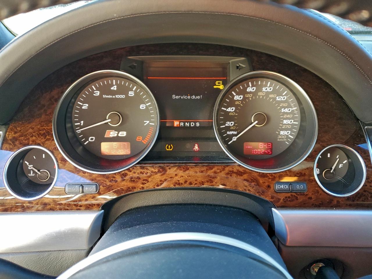 Audi S8 Quattro Image 7