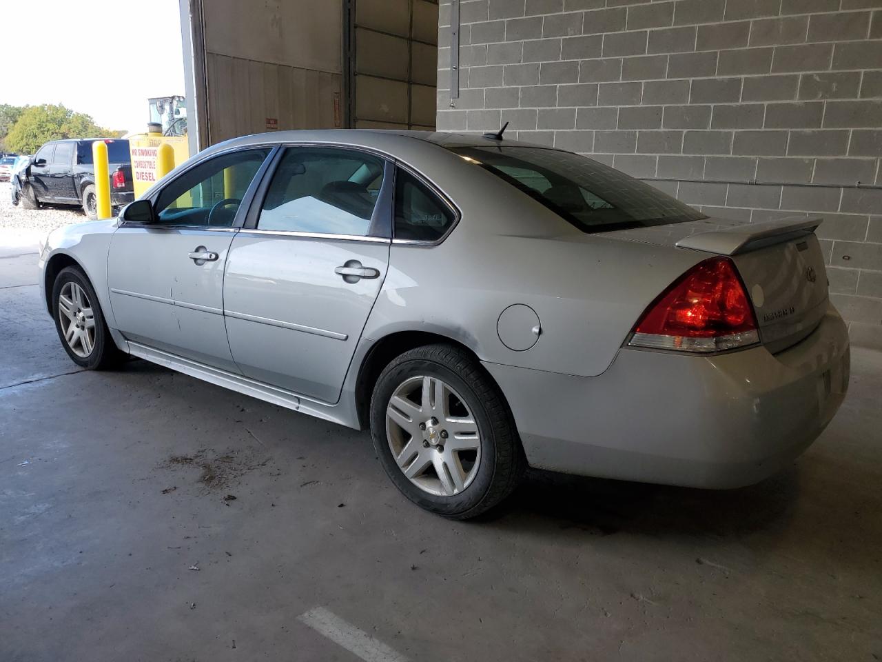 Chevrolet Impala Lt Image 3