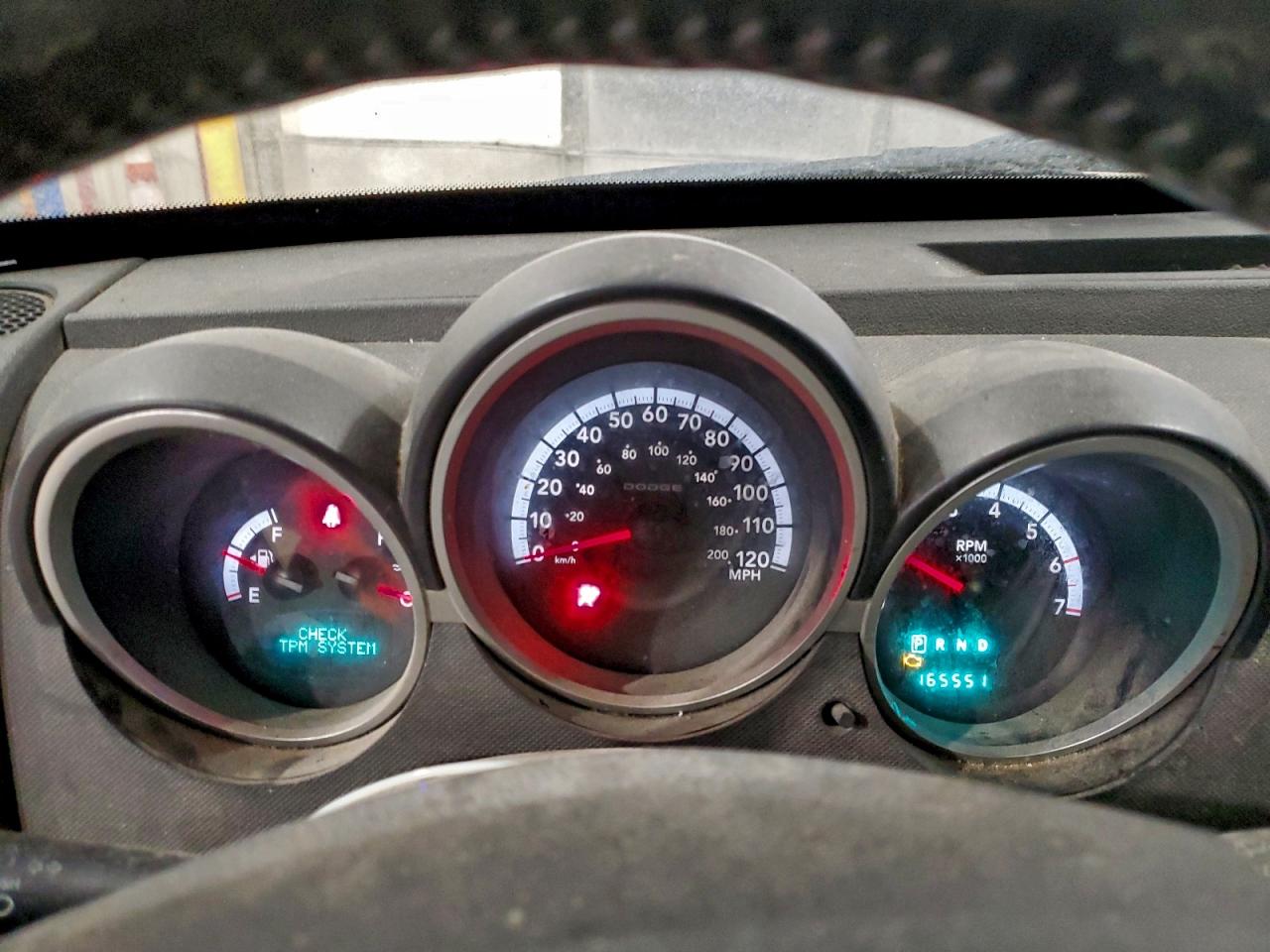 Dodge Nitro Slt Image 8