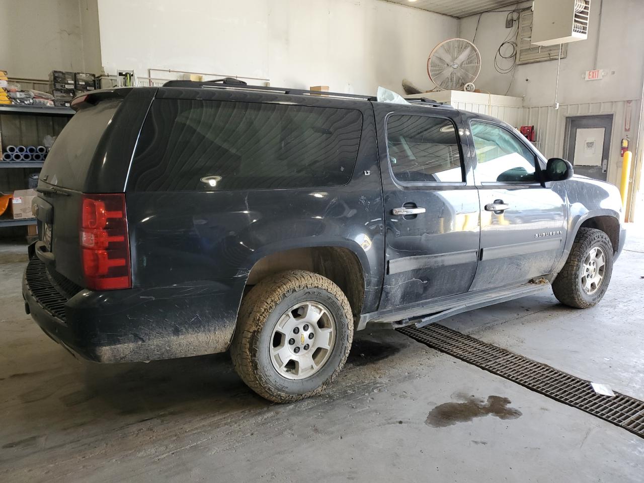 Chevrolet Suburban K1500 Lt Image 3