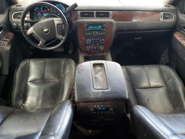 Chevrolet Suburban K1500 Lt Image 6