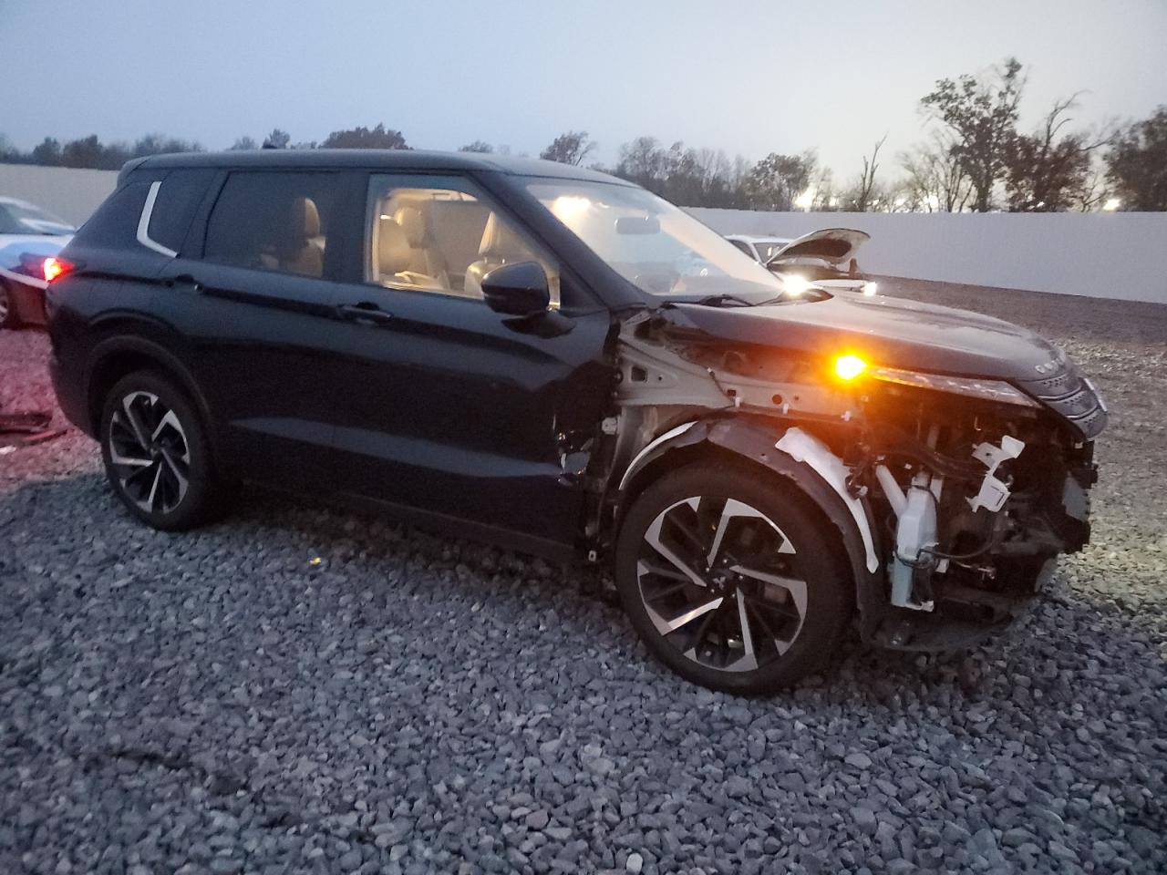 Mitsubishi Outlander Se Image 8