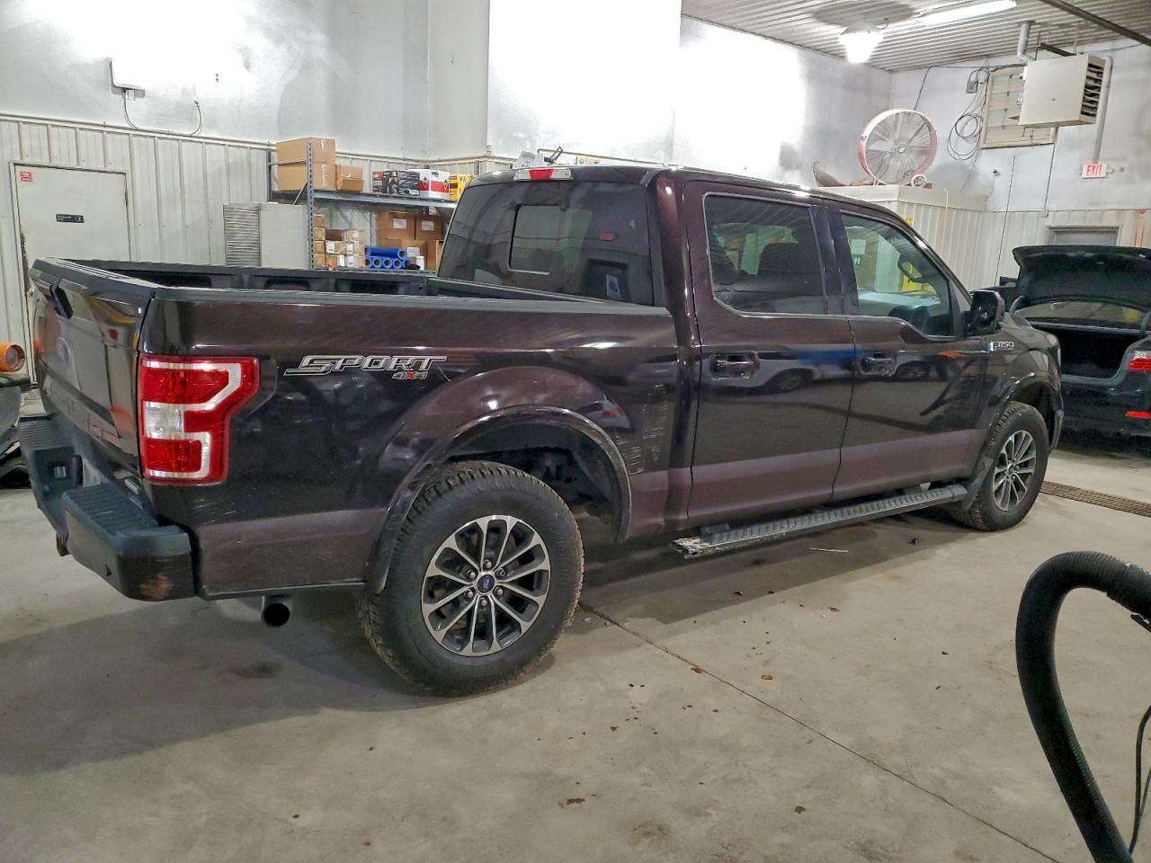 Ford F-150 Supercrew Image 2