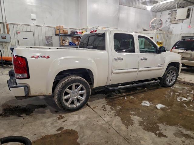 GMC Sierra K1500 Denali Image 3