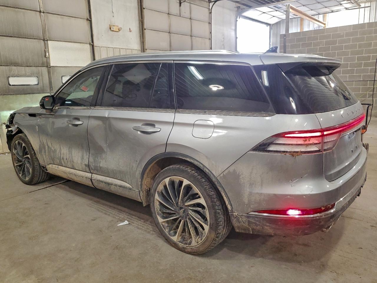 Lincoln Aviator Reserve Image 2