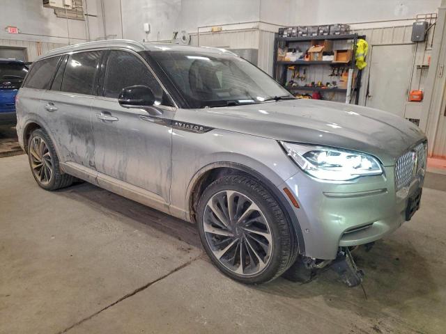 Lincoln Aviator Reserve Image 4