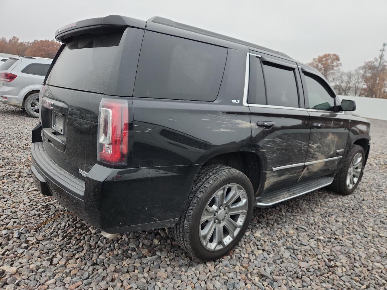 GMC Yukon Slt Image 4