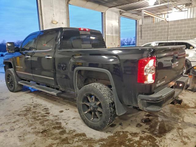 GMC Sierra K2500 Denali Image 3