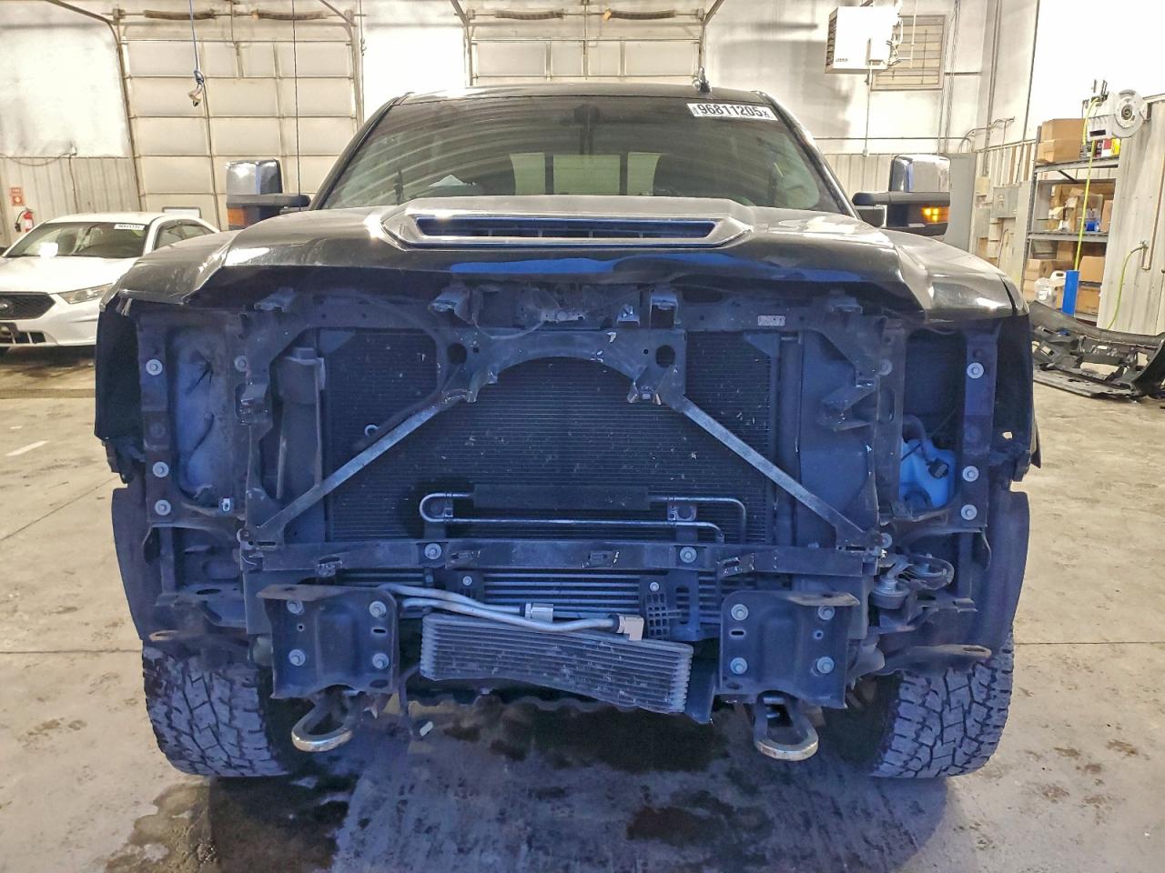 GMC Sierra K2500 Denali Image 12