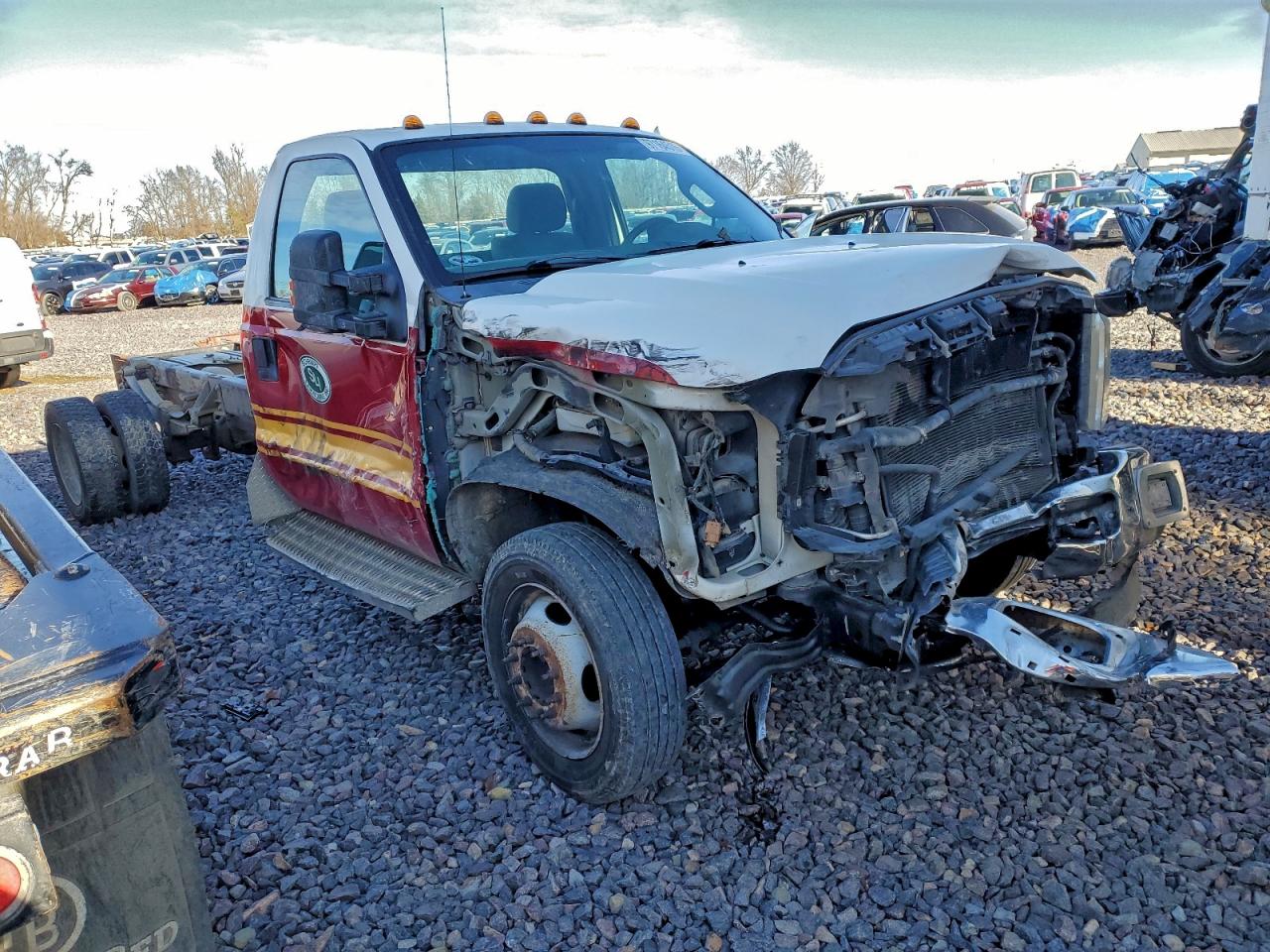 Ford F-450 Super Duty Image 2