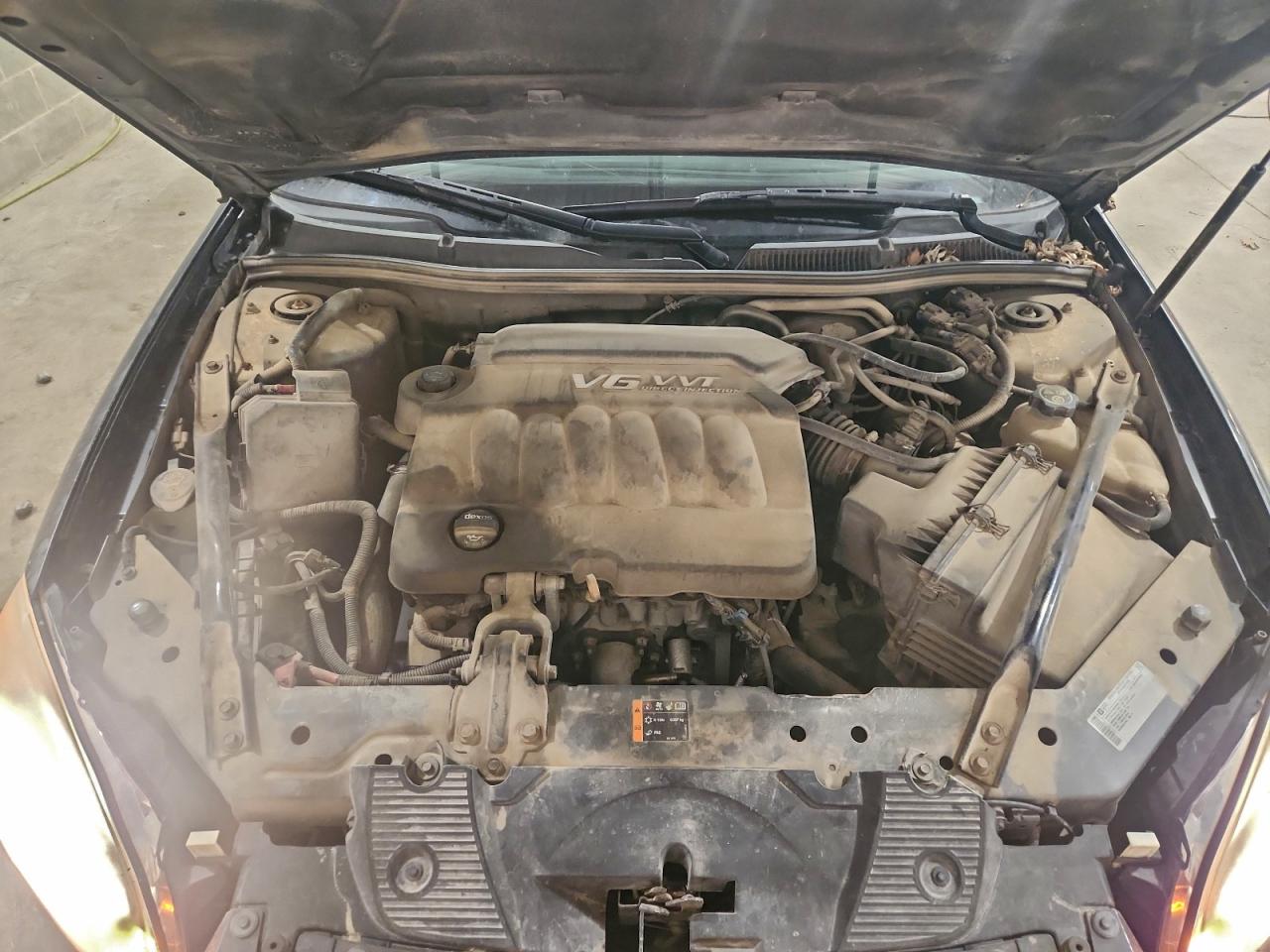 Chevrolet Impala Lt Image 8