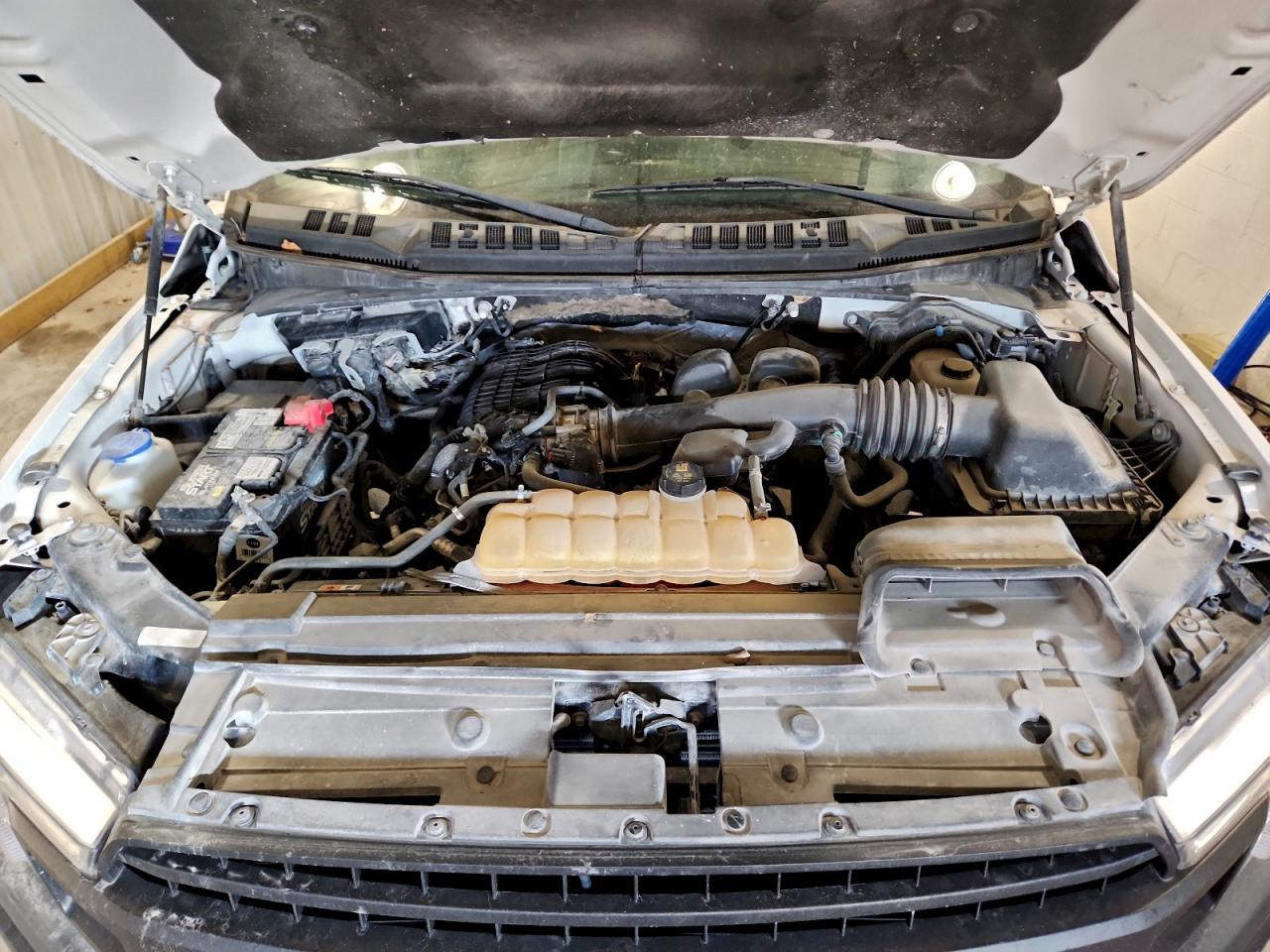 Ford F-150 Supercrew Image 5