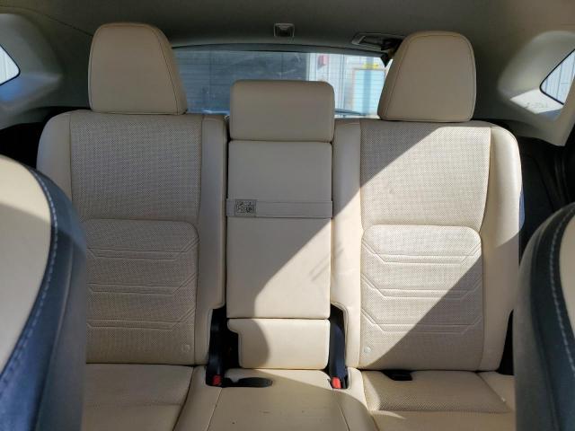 Lexus NX 200t Image 11