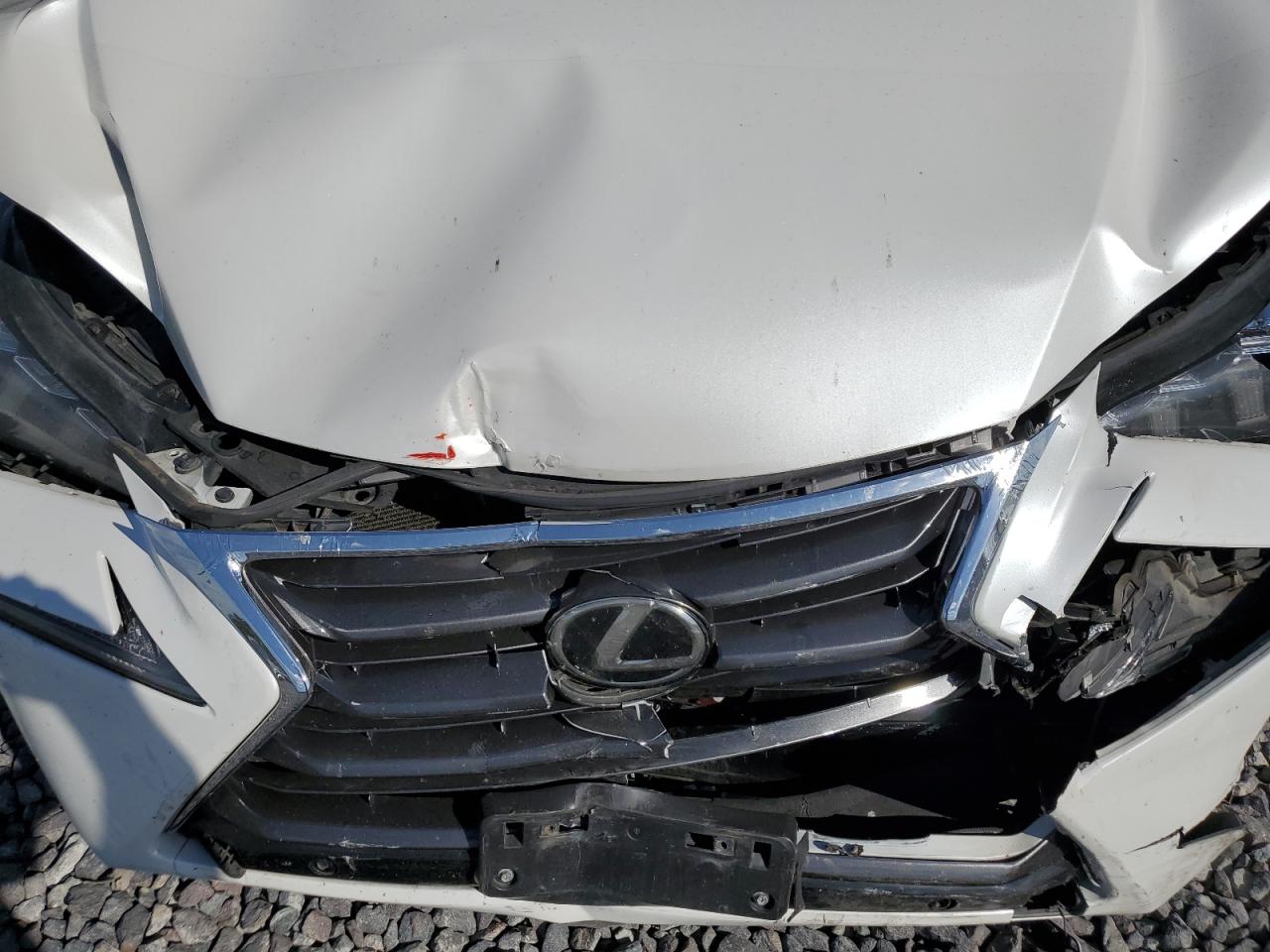 Lexus NX 200t Image 13