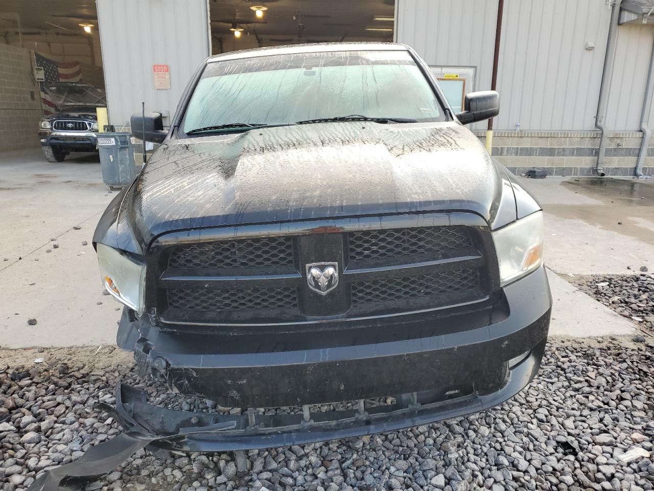 Dodge Ram 1500 St Image 2