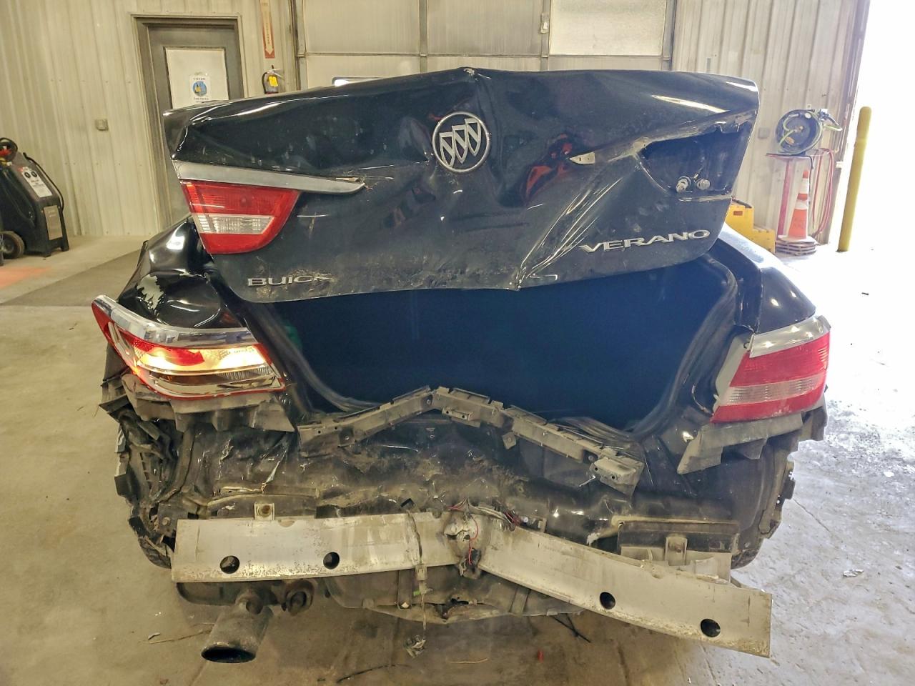 Buick Verano Convenience Image 3